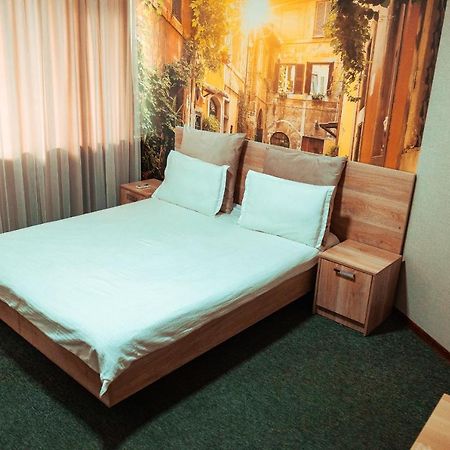 Ocean Hotel Bishkek Ngoại thất bức ảnh